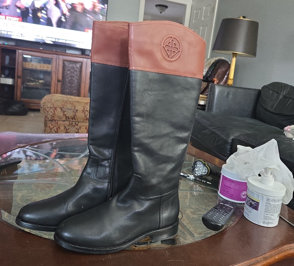 ANTONIO MELANI Black and Brown Ankle Boots